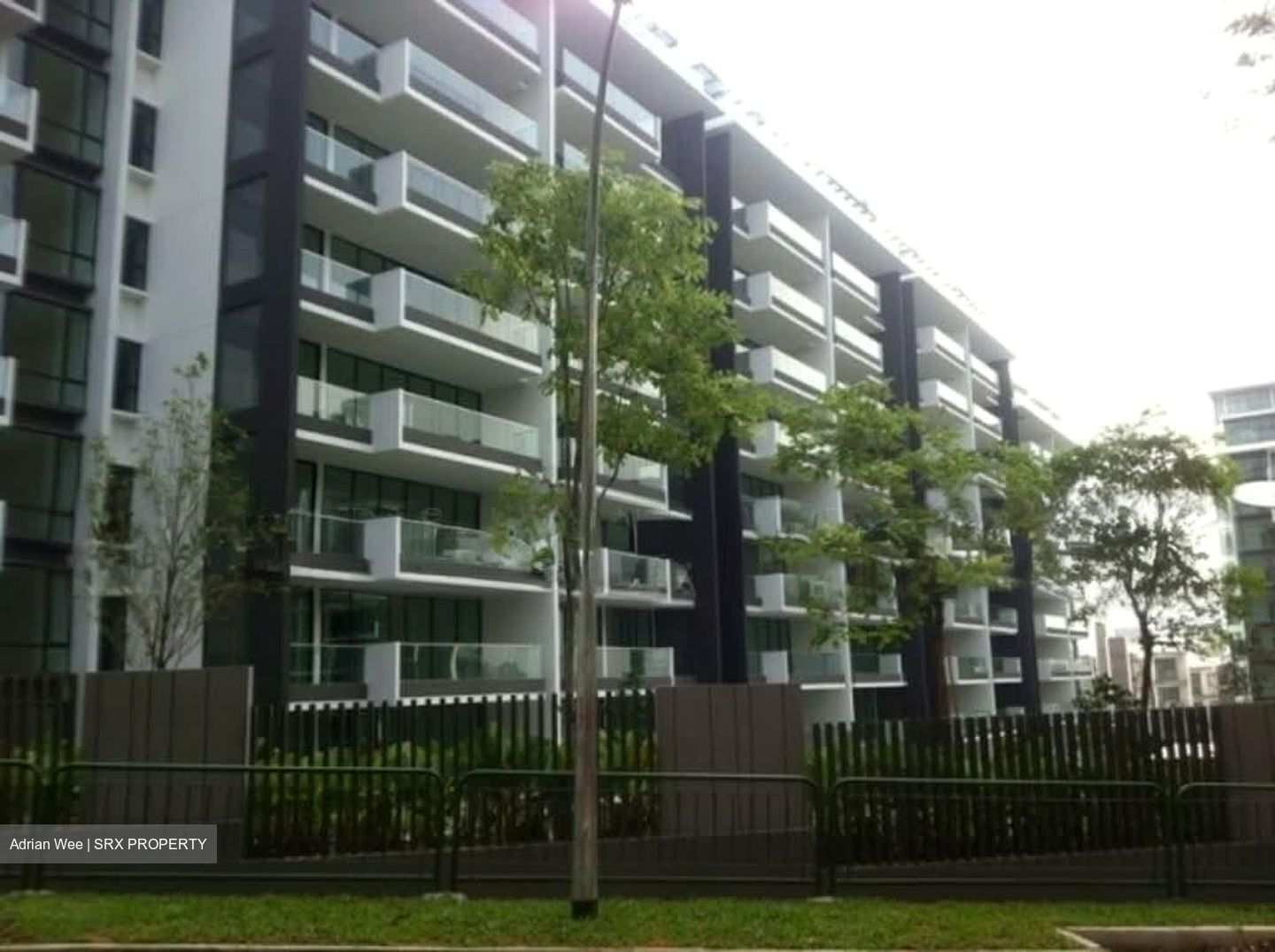 Parvis (D10), Condominium #550456571